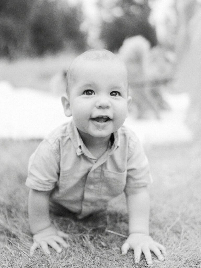 Baby boy in black and white by Seattle Family Photographer Tanya Zagumenov