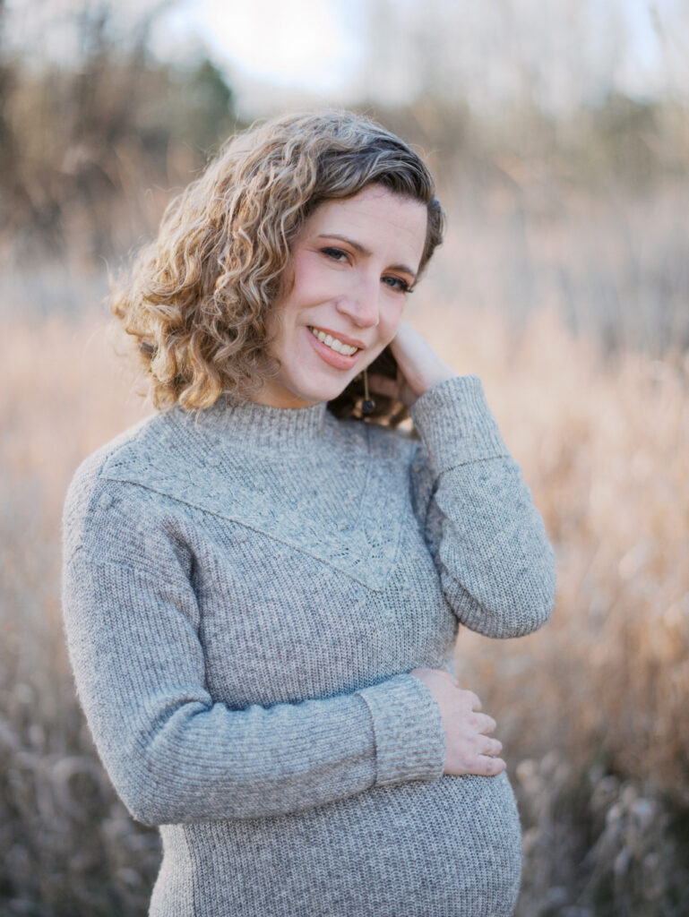 Pregnant mom looking radiant